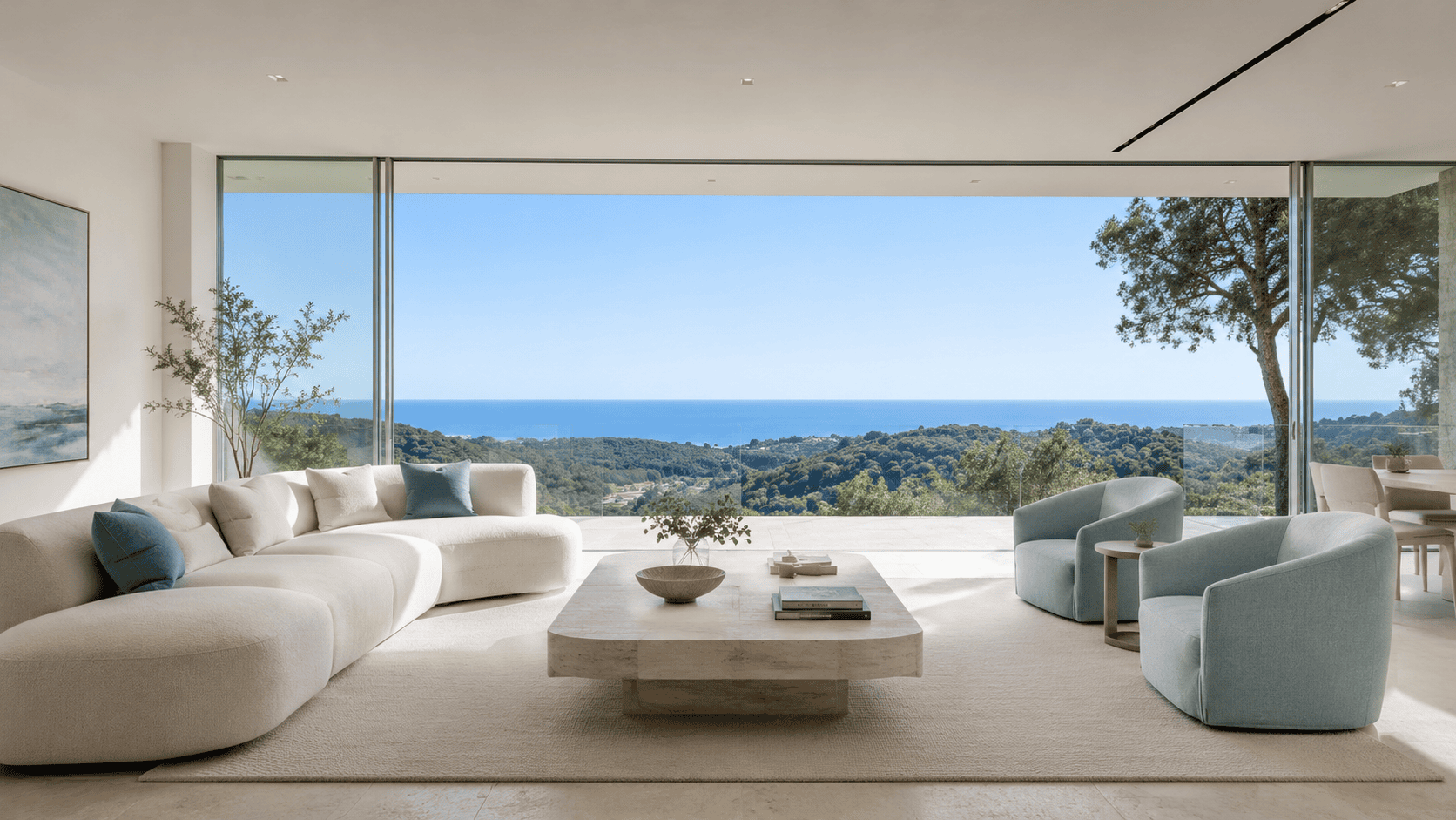 Salon contemporain ouvert sur la mer